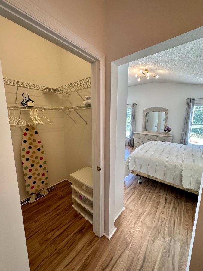 Private Pool With A Beautiful View Overlooking The Lake! Near Disney - Universal Kissimmee Exterior foto