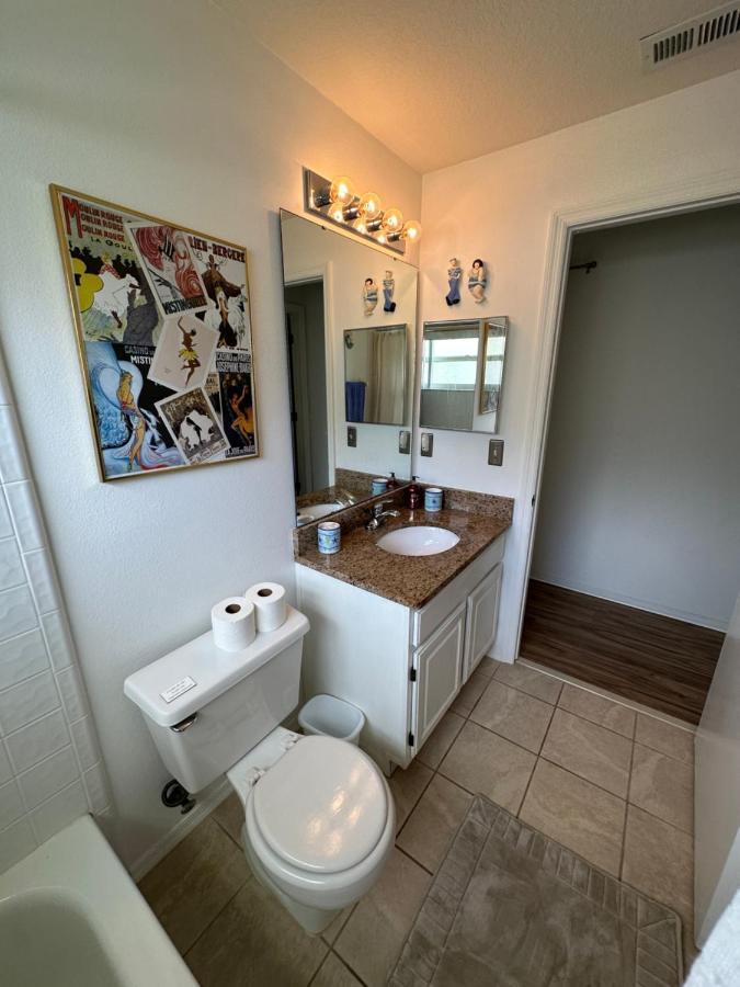 Private Pool With A Beautiful View Overlooking The Lake! Near Disney - Universal Kissimmee Exterior foto